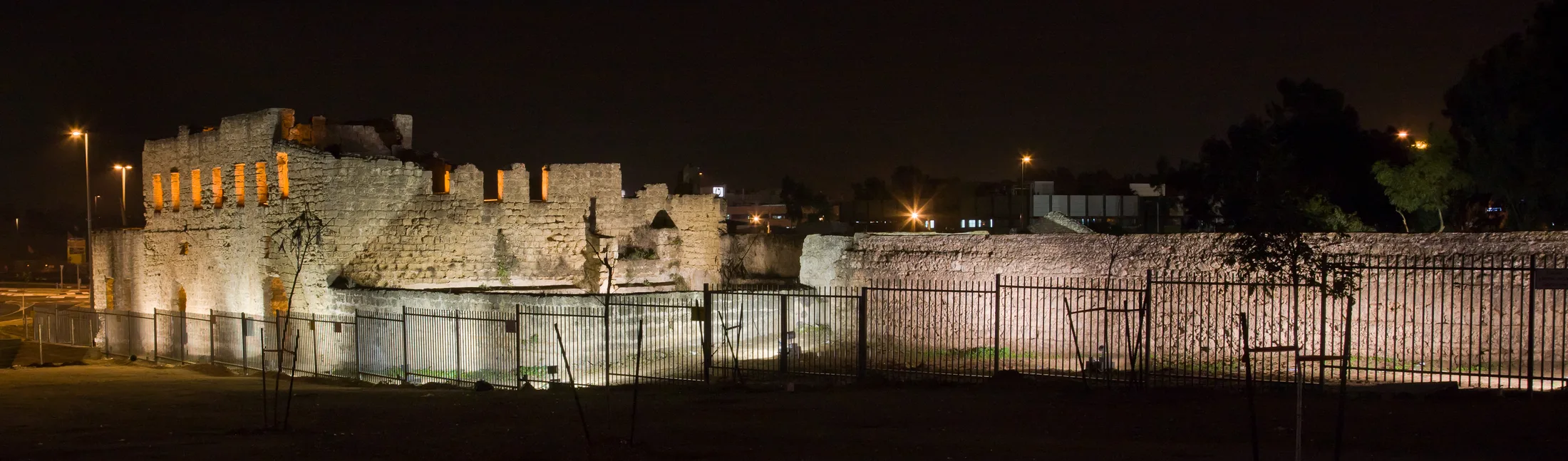 Heritage lighting in Netanya