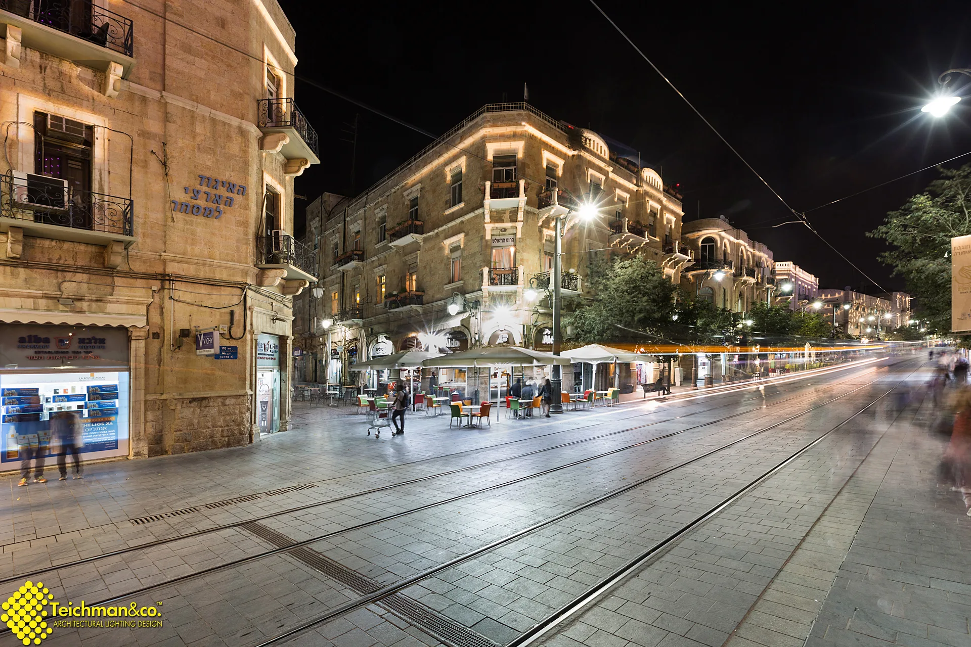 Heritage lighting along Jaffa Street