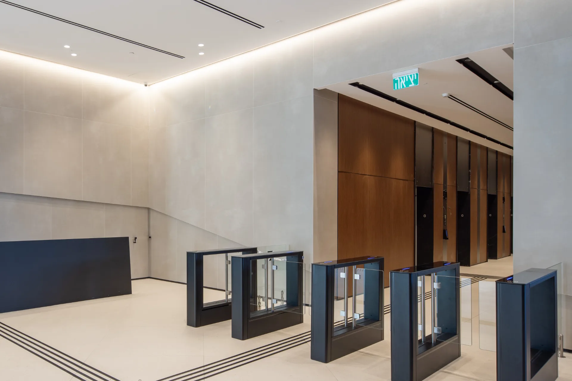 Elevator lobby with linear cove lighting