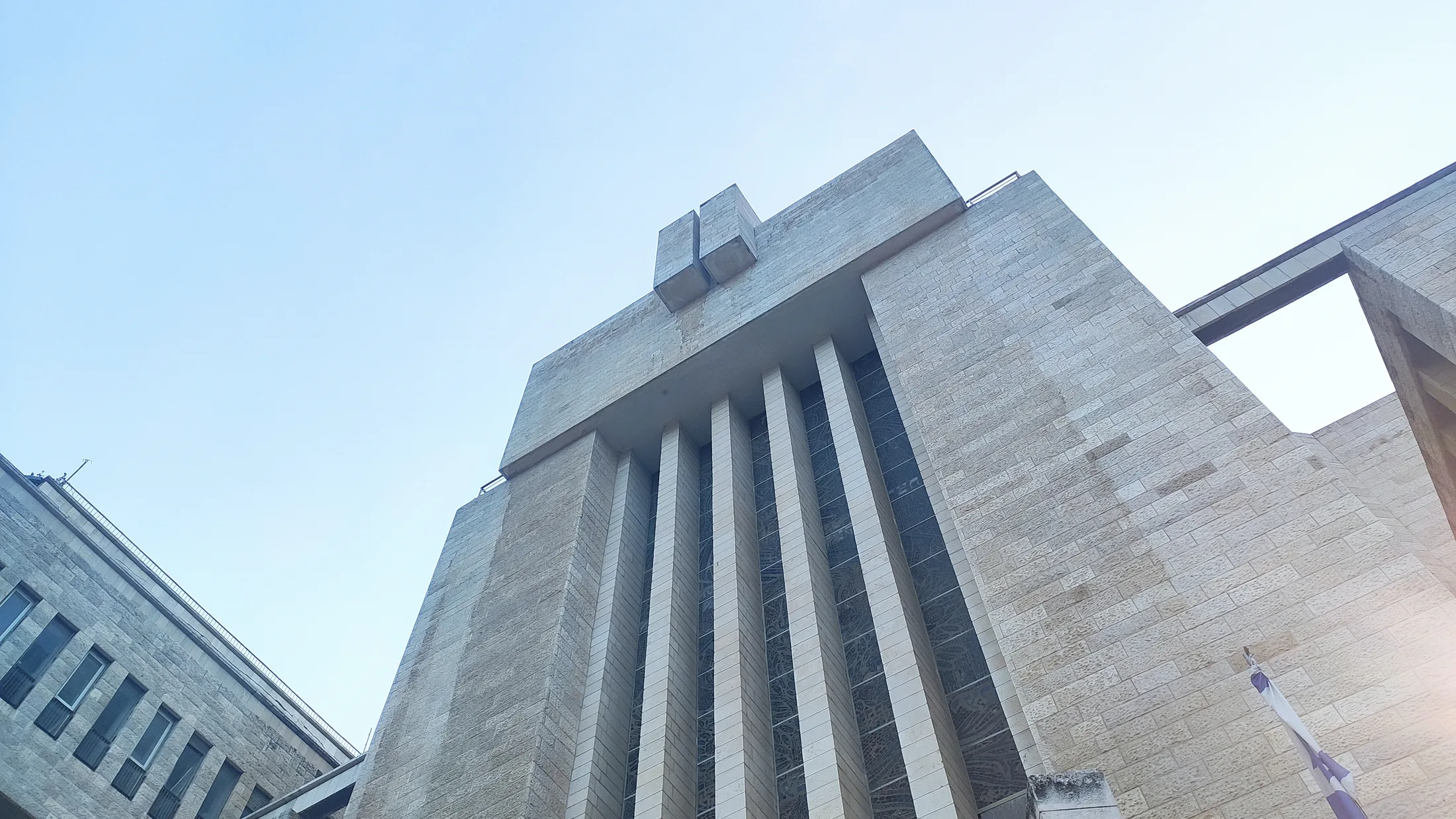 Architectural facade details of the Great Synagogue