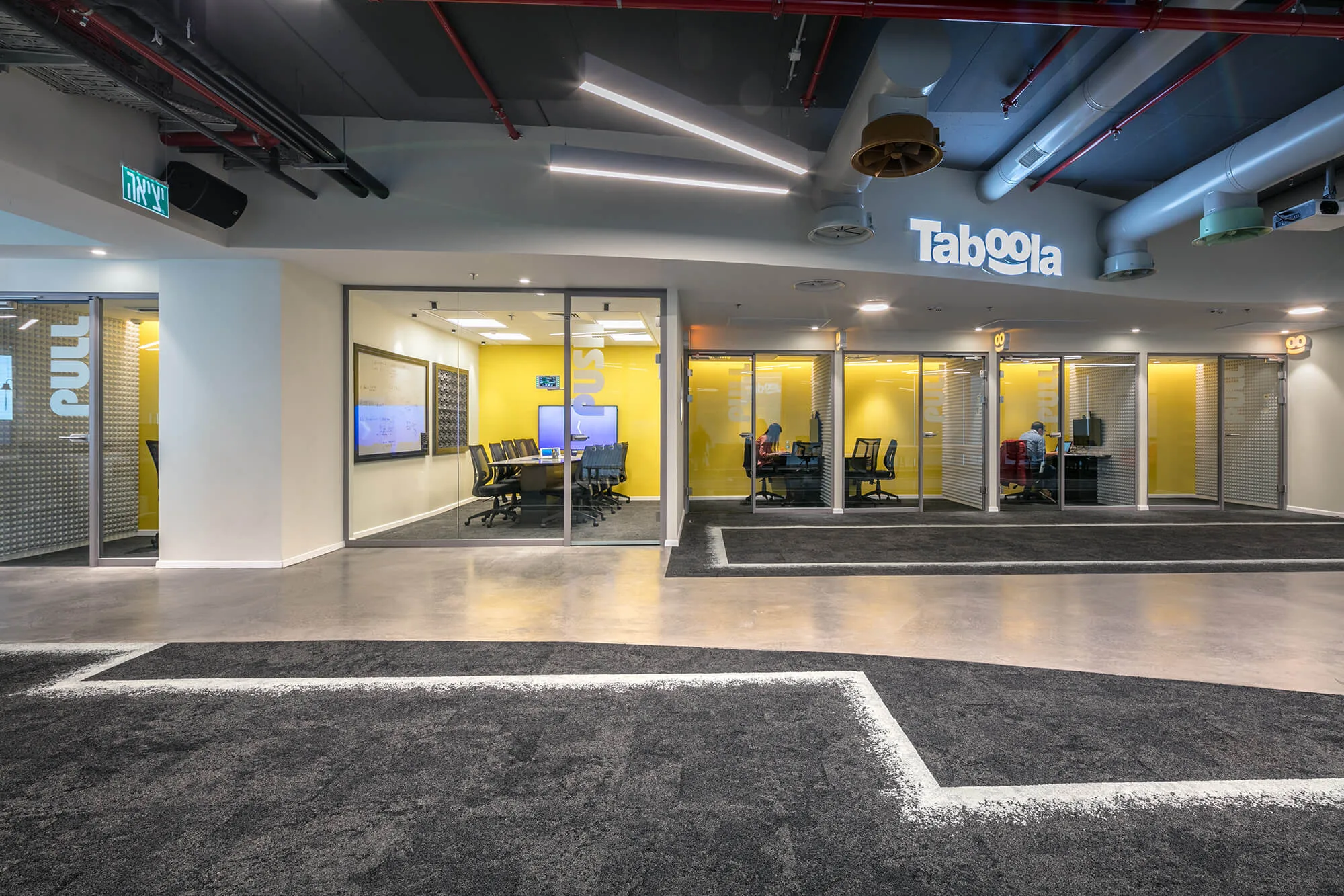 Reception and meeting rooms beneath the Taboola sign