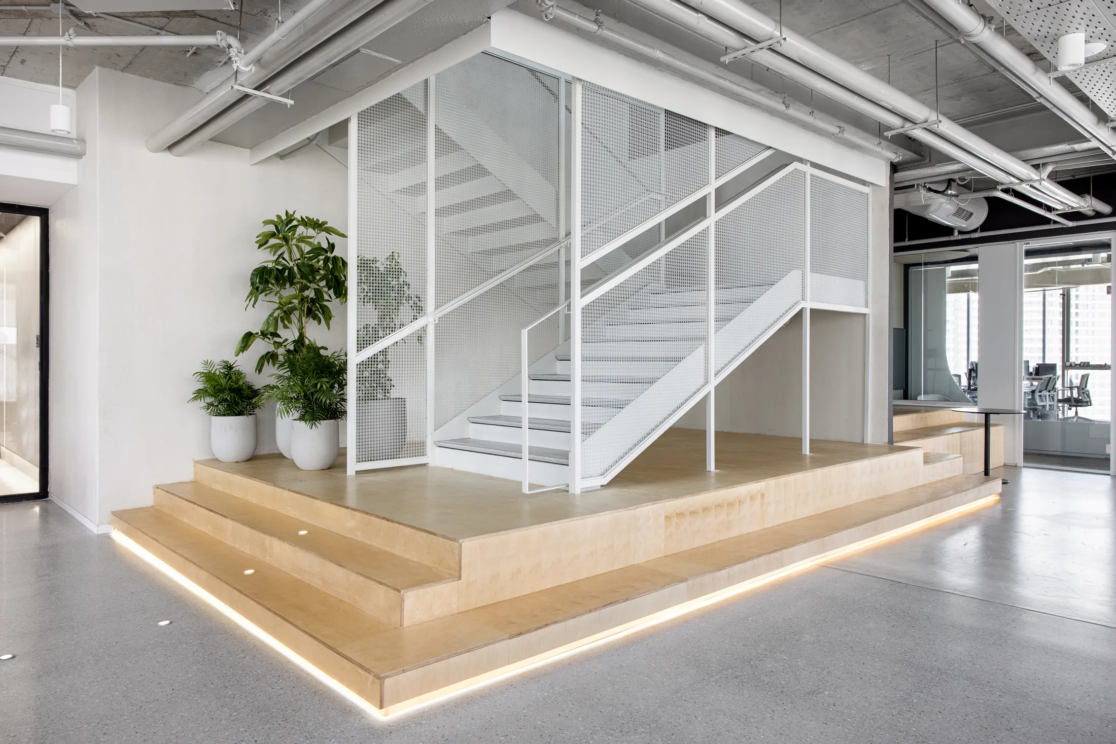 Contemporary workplace environment